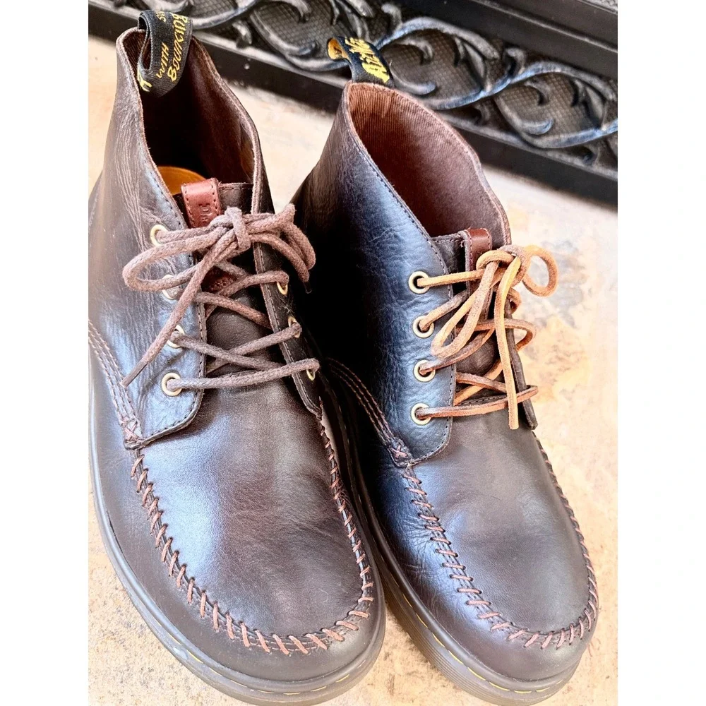 Dr. Martens Holt Chukka Boots Brown Leather SoftWair Mens US 10 EU  43 (RD)